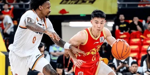 九游手游中心-林秉圣统治攻守，谁注意王博？下场后亲自递水，早该这样了！